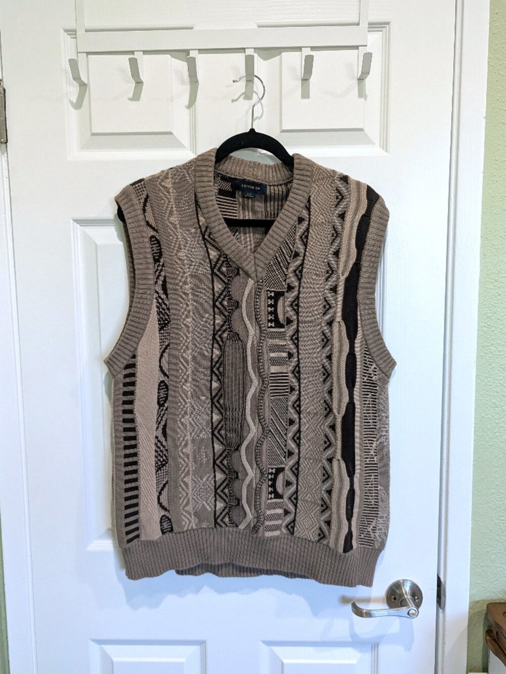 Cotton On COOGI Style Brown Sweater Vest size S